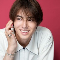 Z世代から人気誇るイケメン・翔、完全撮り下ろしカレンダー決定 未収録カット・アザーカットも公開<モデルプレス独占コメント> 画像