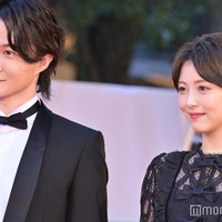 神木隆之介&浜辺美波、レッドカーペット登場「第36回東京国際映画祭」開幕 画像