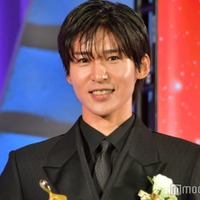Snow Man目黒蓮「silent」で助演男優賞受賞「気持ちが重なる部分がすごくあった」<東京ドラマアウォード2023> 画像