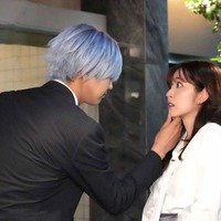 <推しが上司になりまして 第4話>瞳、修一と高級レストランで食事 ハプニング発生で思わぬ行動に 画像