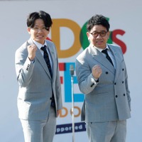 ミキ、“投げチュー”に“バーン”…ファンサ連発の神対応 ファッションイベントでお笑いライブ<SDGs FES in EDOGAWA> 画像