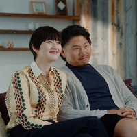 ラグビー稲垣啓太選手&稲垣貴子夫婦が共演 印象ガラリの自宅モード公開 画像