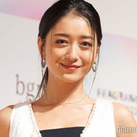 みちょぱ、美脚&ほっそり二の腕輝く 夫・大倉士門との家でのこだわり明かす「ダンナの部屋は」 画像