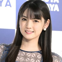 道重さゆみ、ミニスカ姿でスラリ美脚披露「スタイル良すぎ」「天使」と反響相次ぐ 画像
