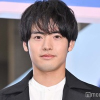 赤楚衛二、ワイルドな髭姿を披露「貴司くん以来のお髭」「かっこいい」ファン歓喜 画像