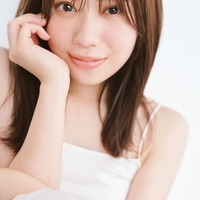 「下剋上球児」で話題・伊達さゆり、キャミワンピでヘルシー美肌際立つ 声優の新ビジュアル誌表紙解禁 画像