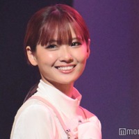 フォーエイト48あみか、タイトワンピで美スタイル披露 雰囲気ガラリの上品コーデ<TGC teen 2023 Winter> 画像