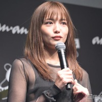 川口春奈、シースルー衣装で美背中大胆披露「こういうスタイルが似合う大人の女性になれたら」<anan AWARD 2023> 画像