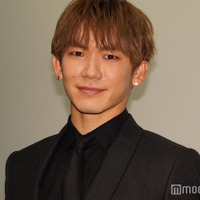 三代目JSB・NAOTO、“定年退職後に俳優デビュー”父親の舞台観劇「髪の毛を7色にして」 画像