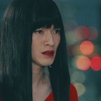 Snow Man深澤辰哉、バッチリメイクの女装&ウエディングドレス姿披露 暴走気味の妄想が加速<今日からラブリーマン> 画像