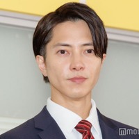 山下智久「現場の女神」と共演女優を絶賛「毎日励まされて勇気づけられて」<正直不動産> 画像