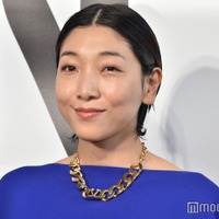 安藤サクラ、大胆スリットドレスから美脚チラリ「振り返ると目まぐるしかった」今年回顧<GQ MEN OF THE YEAR 2023> 画像