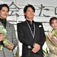 福原遥&水上恒司、福山雅治のサプライズ登場に感激「本物だ!」「まさか会えるなんて」<あの花が咲く丘で、君とまた出会えたら。> 画像