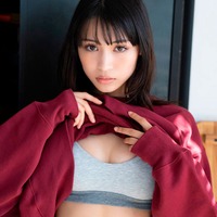 「今日好き」アンジーひより「ヤンマガ」初登場で水着姿披露 画像