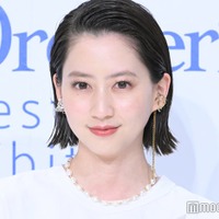 河北麻友子、幸せ溢れる家族3ショットに「素敵」「おしゃれ」と反響 画像