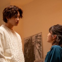 <サブスク不倫 第4話>未知留、淳弥に押し倒される 画像