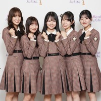 日向坂46“おぱんちゅうさぎ”コラボパフォ披露へ 上村ひなのがアピールしたいこととは<ベストアーティスト2023> 画像