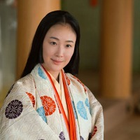 黒木華、姫カット&和装姿に「光る君へ」扮装写真公開 画像