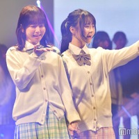 「花束オオカミ」で話題の韓国人インフルエンサー・ちせ&さくてぃん(さくら)、トップバッターで「GAKUSEI RUNWAY」開幕 美脚際立つ制服姿披露<学生ランウェイ> 画像