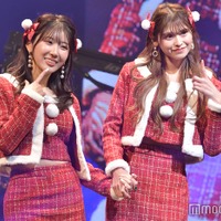 コーラのこだわり【はな】&かこ、SEXYサンタコスで美ウエスト魅せ 抜群スタイルに釘付け<学生ランウェイ> 画像