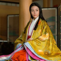高畑充希、華やか着物姿「光る君へ」藤原定子の扮装写真公開 画像
