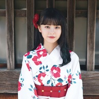 椛島光、艶やか浴衣姿で色白美肌際立つ 最新カレンダー未発表カット公開 画像