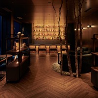 軽井沢に全室温泉&暖炉付きホテル「ふふ 旧軽井沢 静養の森」大人を癒す森のリゾート 画像