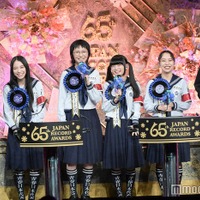 川口春奈&安住紳一郎「オトナブルー」“首振りダンス”披露「可愛すぎる」「司会の時とギャップが最高」と反響続々<第65回輝く!日本レコード大賞> 画像