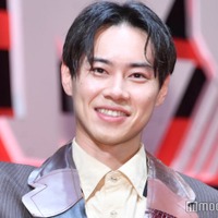 戸塚純貴、キンプリ大晦日配信にサプライズ出演 永瀬廉から“寝技”受ける事態に 画像
