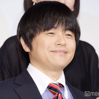 <紅白本番>バカリズム、約束通り“正解は一年後”ポーズ実行「流石」「最高のオープニング」と反響続々 画像