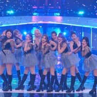 <紅白本番>NiziU、客席から登場 橋本環奈&浜辺美波ら巻き込んだ“縄跳びダンス”で会場一体に 画像