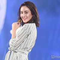 オードリー亜谷香、第1子妊娠 夫と2ショット＆マタニティフォト公開 画像