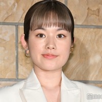 筧美和子、大胆スリットで美脚披露「スタイル良い」「綺麗」の声 画像