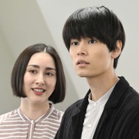 ＜めぐる未来 第2話＞未来、めぐるの職場に潜入 新たな手がかりとは 画像