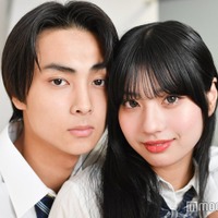 「今日好き」“れいみひ”向井怜衣&小幡海潤カップル、記念日に密着ラブラブショット公開「ポーズ可愛い」「憧れ」と反響 画像