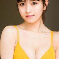 “TikTokで話題のアイドル”北野真衣、美バスト披露 ドッジボールで健康的グラビア 画像