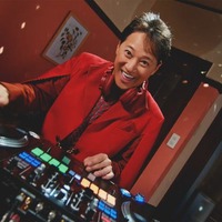 中居正広、DJ初挑戦 上戸彩ら“白戸家”メンバーと初顔合わせでザワつく 画像