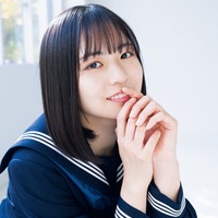 日向坂46正源司陽子、制服姿で透明素肌際立つ 爽やかな笑顔にドキッ 画像