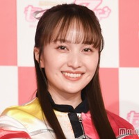 ももクロ百田夏菜子、KinKi Kids堂本剛と結婚後初会見 美脚際立つ衣装で登場 画像