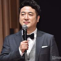 和牛・水田信二＆山本萩子アナ夫妻、ラブラブ密着2ショット披露 モー娘。牧野真莉愛が公開で「幸せそう」「素敵な夫婦」の声 画像