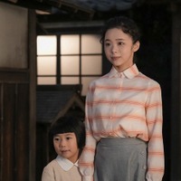 「ブギウギ」家政婦・大野（木野花）の初登場で「メガネ会計ババア」トレンド入り 「懐かしい」「好感しかない」と喜びの声 画像