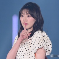 日向坂46佐々木美玲、笑顔弾けるランウェイがあざと可愛い 夏先取りコーデ【TGC 2024 S／S】 画像