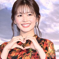 久間田琳加、“りんか丈”ミニ丈ワンピで美脚スラリ「憧れのスタイル」「美しい」の声 画像