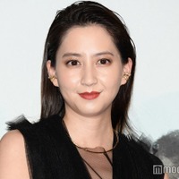 河北麻友子、SEXYドレスで美脚＆美背中大胆露出 「美しすぎる」「憧れ」と反響続々 画像