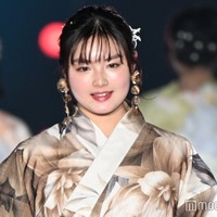 箭内夢菜、シックな浴衣姿披露 大ぶりアクセサリーが大人な雰囲気【関西コレクション 2024 S／S】 画像