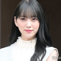 堀未央奈、大胆素肌輝くリボンワンピ姿に「可愛すぎ」「デコルテ綺麗」の声 画像