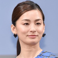 「虎に翼」尾野真千子の語りが話題「斬新」「シンクロすごい」 画像