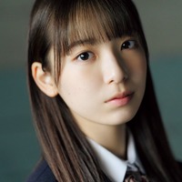 日向坂46渡辺莉奈、制服姿でアンニュイな眼差し「アップトゥボーイ」で“中学卒業前最後のグラビア” 画像