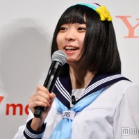 “ナチュラルメイク×黒髪”の人気女性芸人、茶髪ギャル姿に変身「美しすぎ」「雰囲気変わる」の声 画像