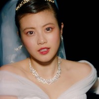 今田美桜、ウエディングドレス姿で疾走 最近感じた“愛”語る 画像